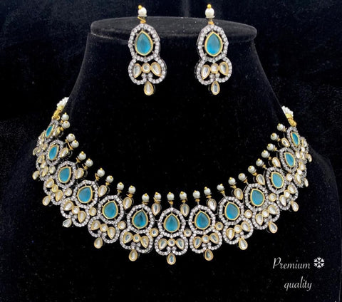 Light blue stone set